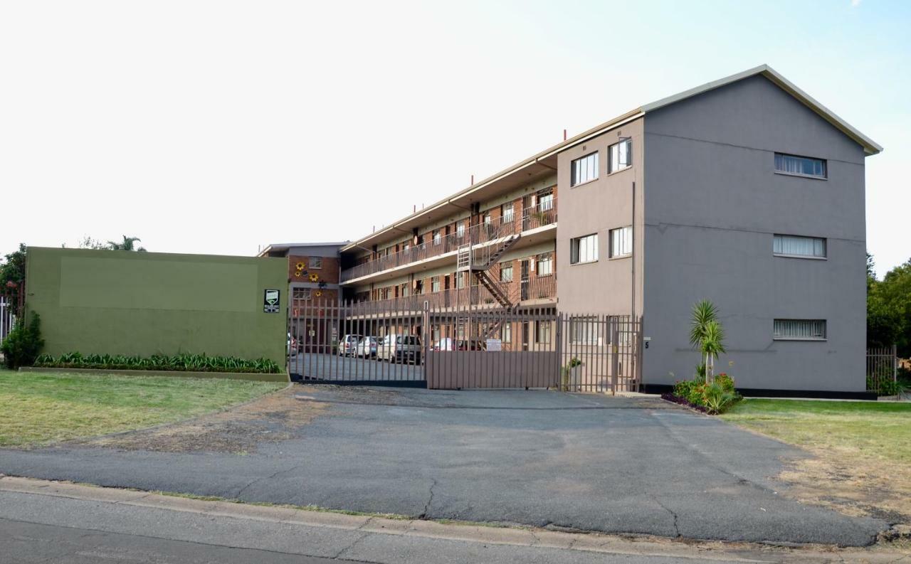 Libem Lodge 2 Edenvale Exterior foto